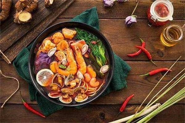 觅姐汤喝的麻辣烫加盟