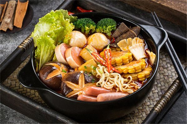 一箩筐麻辣烫加盟