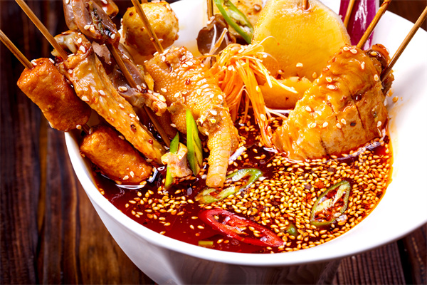 李先生麻辣烫加盟