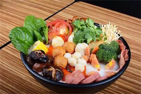 炽牛麻辣烫加盟