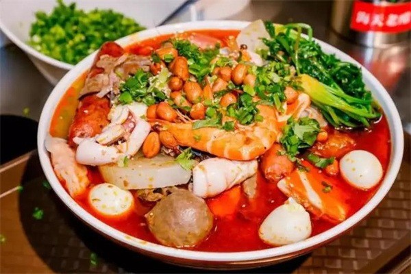 肥仔麻辣烫加盟