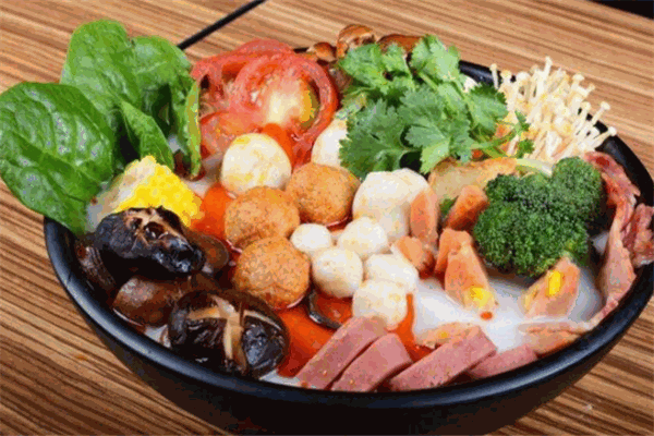 悦味麻辣烫加盟