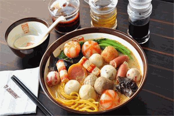 川之味骨汤麻辣烫加盟