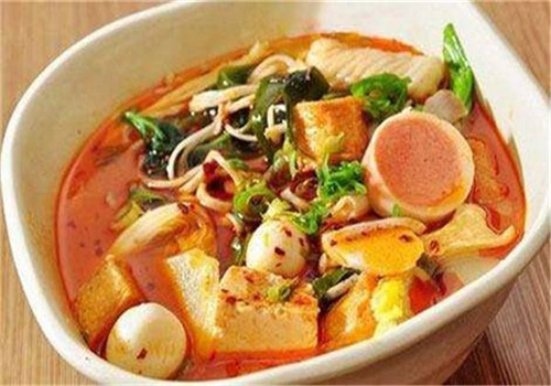 春城麻辣烫加盟