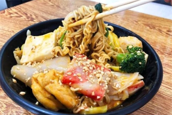 平科麻辣拌加盟
