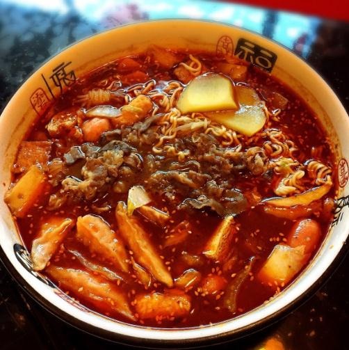 潘胖胖麻辣烫加盟