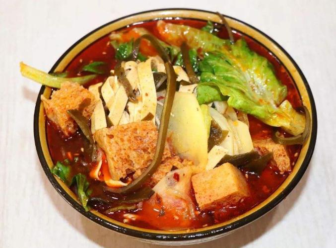 臻汤麻辣烫加盟