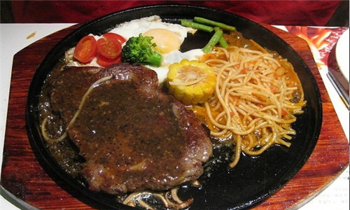 佰味斯牛排加盟