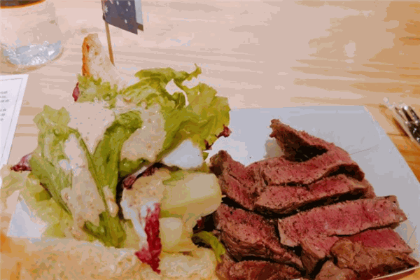 米灵顿立食牛排加盟