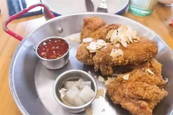 麦如麦立送披萨加盟