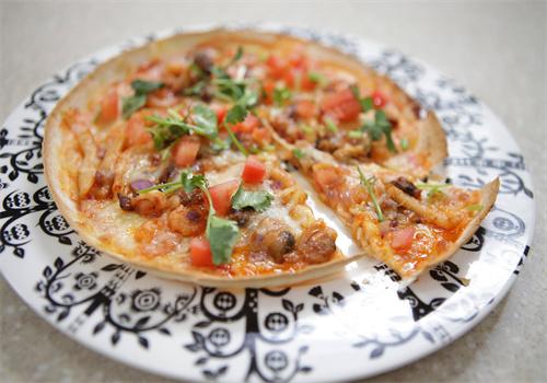 AI哟味PIZZA加盟
