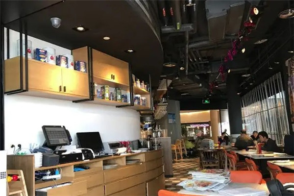 李先生披萨加盟