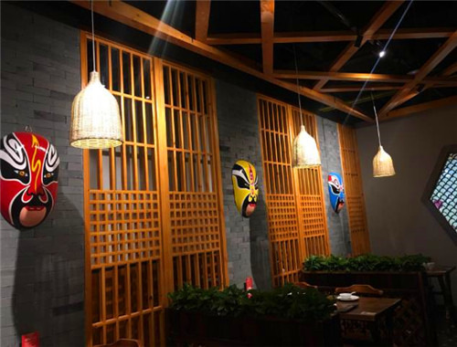 黄大酸菜鱼主题餐厅加盟