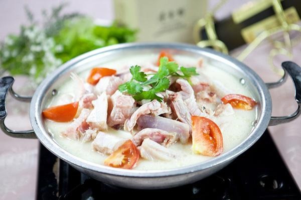 潘记二十六酸菜鱼加盟
