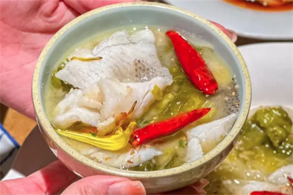 简一我家酸菜鱼加盟