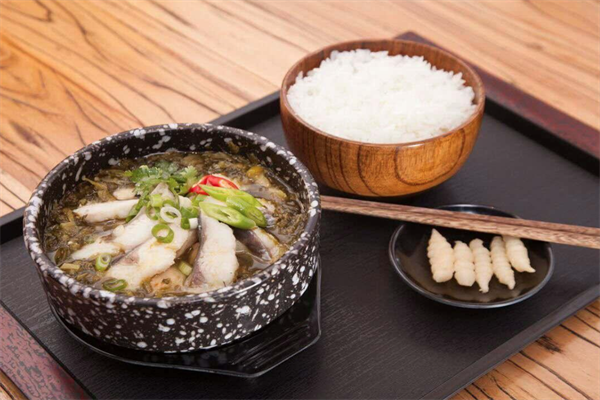 平香记酸菜鱼加盟