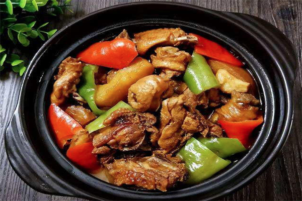 南北飘香黄焖鸡米饭加盟