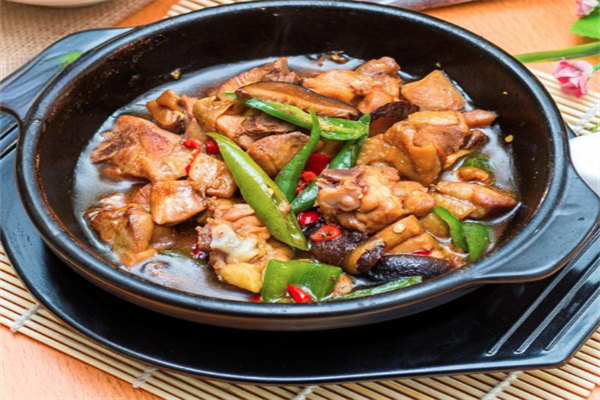 思必食黄焖鸡米饭加盟