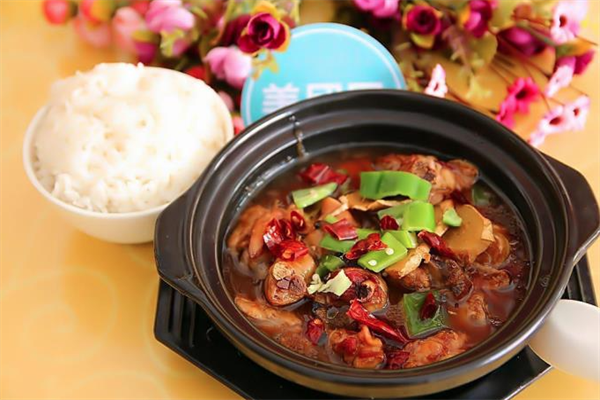 多福黄焖鸡米饭加盟