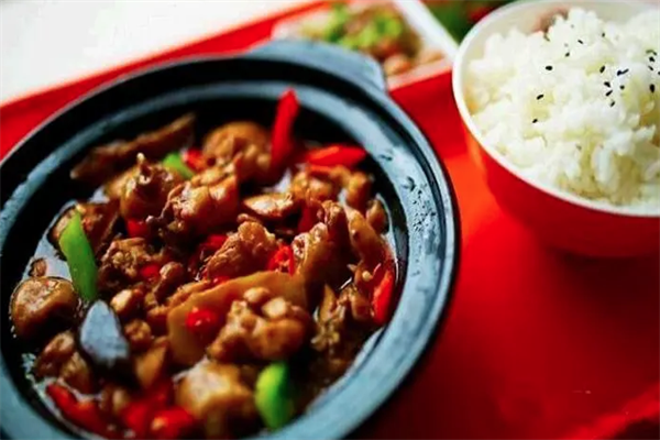 芳香园黄焖鸡米饭加盟