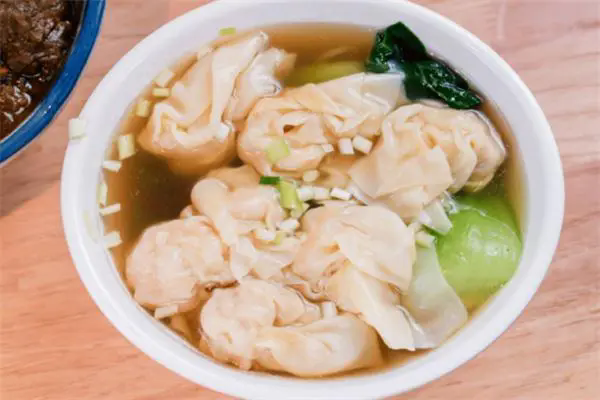 练阿婆饺子云吞加盟