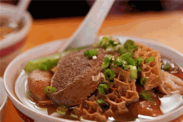 爱上牛杂冒菜加盟