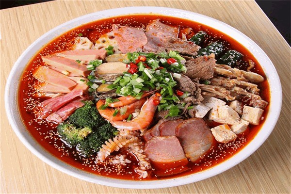 九九牛火锅冒菜加盟