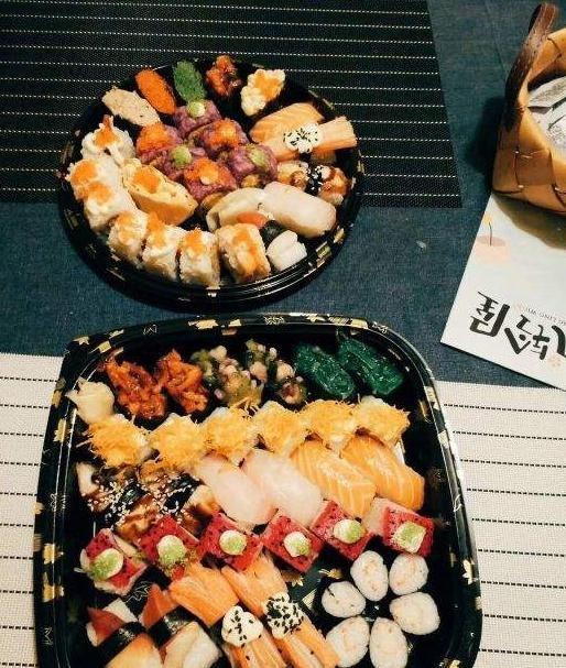 风铃屋精致寿司加盟