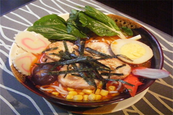 味彩日本料理加盟