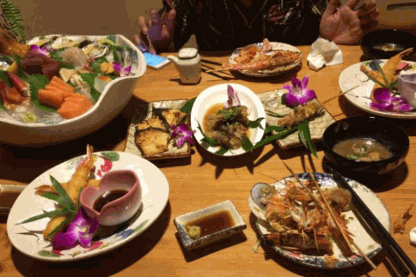 和创柚子日本料理加盟