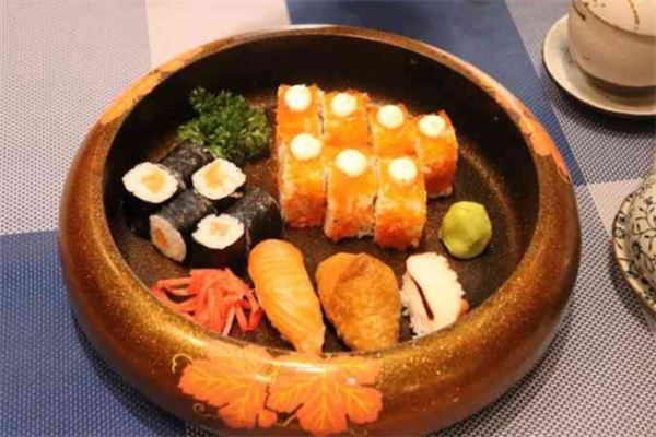 栖缘亭日本料理加盟