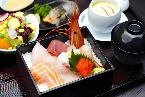 立品料理加盟