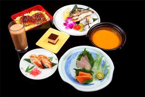 姜虎东天下料理加盟
