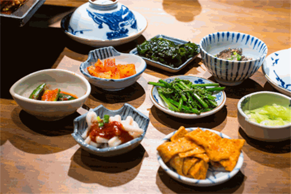 南山大叔韩国料理加盟