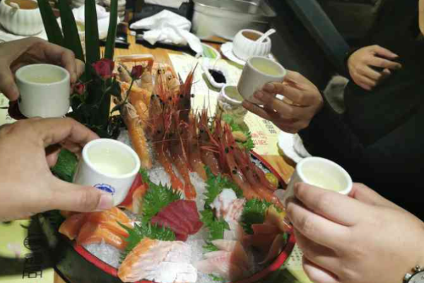喜来樱姬海鲜日料自助加盟