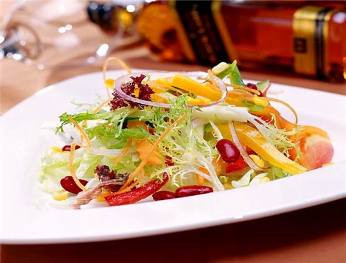 M记轻食馆加盟