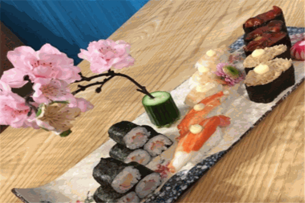 东香日式料理加盟