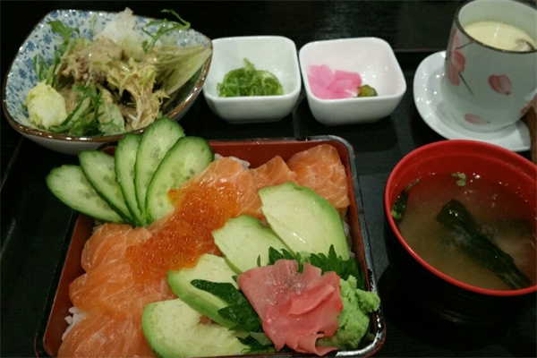 久鼎日本料理加盟