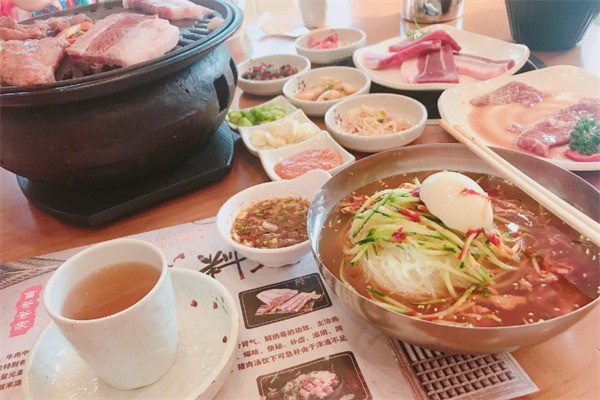 富爸爸家韩式料理加盟