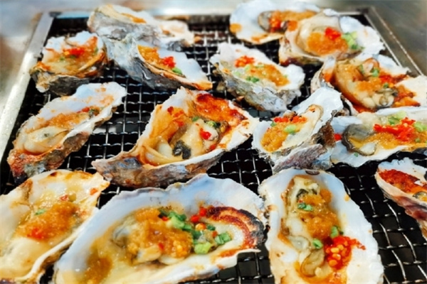 龙腾海鲜烧烤加盟