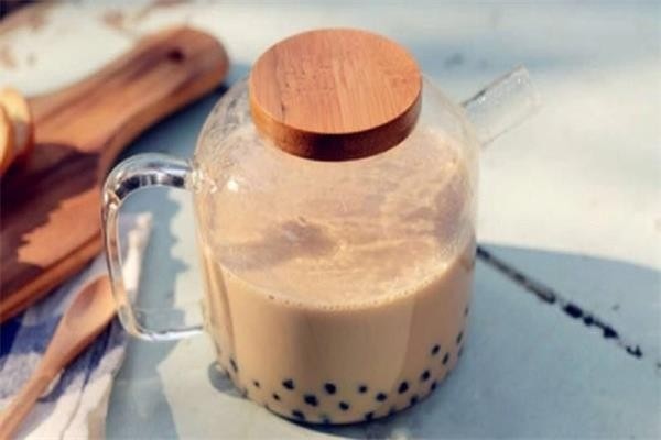 暴风雪奶茶加盟