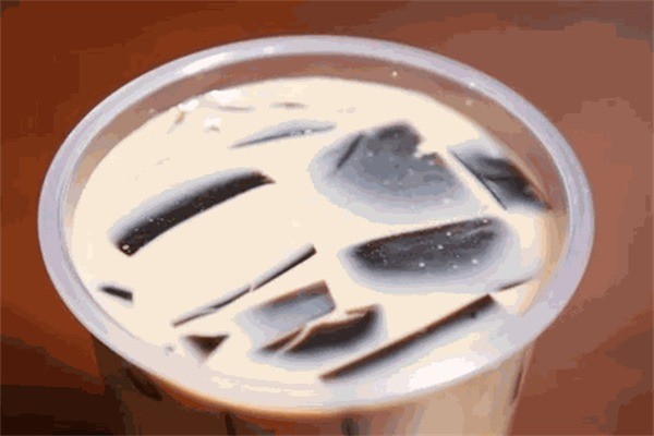 泰兰泰式奶茶加盟