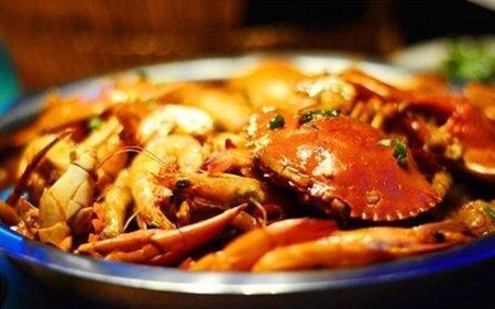 炉茶小龙虾肉蟹煲加盟