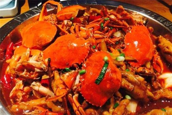 誉乾庄肉蟹煲加盟
