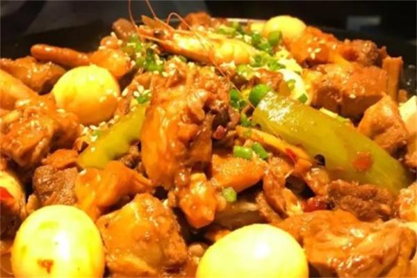 陕北雷师傅肉蟹煲加盟