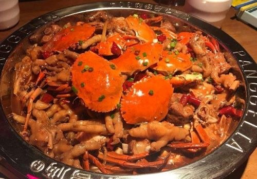 师院胖哥俩肉蟹煲加盟