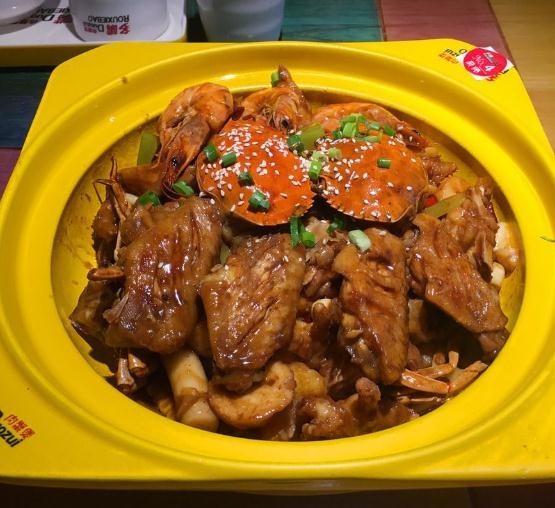 胖帅肉蟹煲加盟