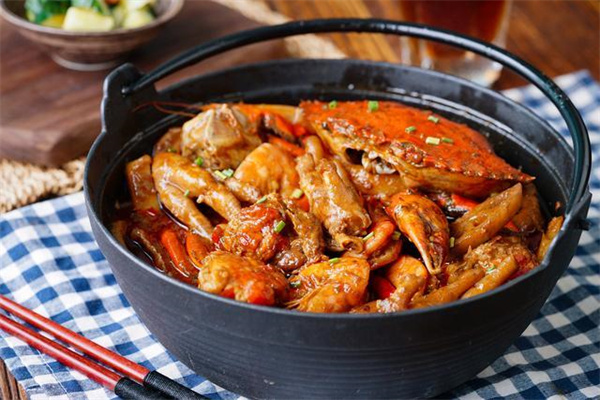 李记肉蟹煲加盟