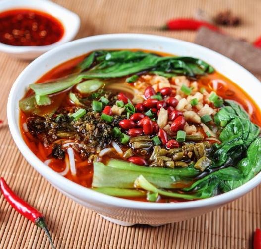 粉小漾酸辣小食堂加盟