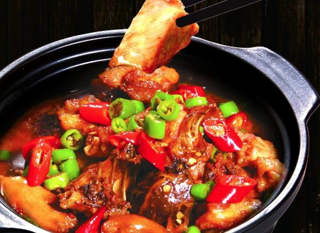 食尚瘾黄焖鸡加盟